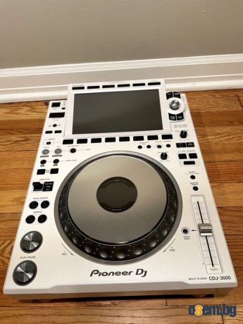 Pioneer CDJ-3000, Pioneer CDJ 2000NXS2, Pioneer DJM 900NXS2, Pioneer D...