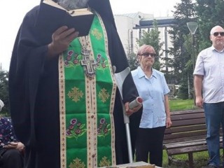 РАЗВАЛЯ МАГИИ - ПРАВОСЛАВЕН СВЕЩЕНИК