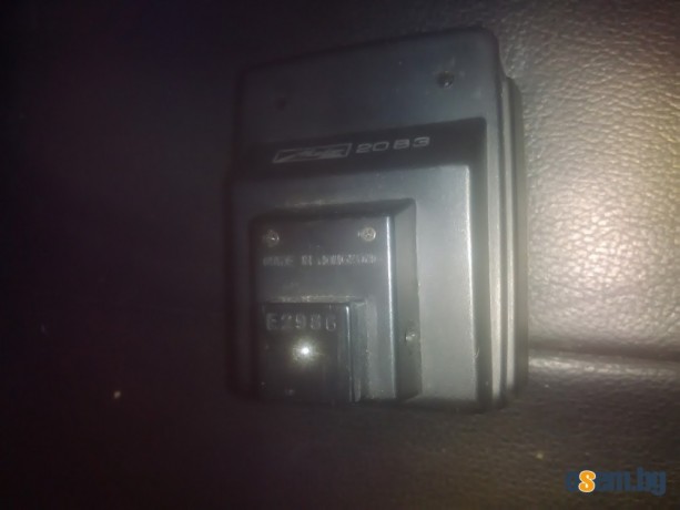 Продавам светкавица за фотоапарат Metz Mecablitz 20B3