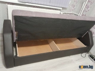 Диван в отлично състояние