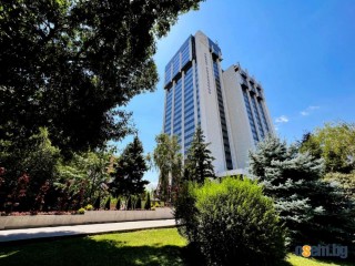 Парк Хотел Санкт Петербург - кътче от рая в сърцето на Пловдив