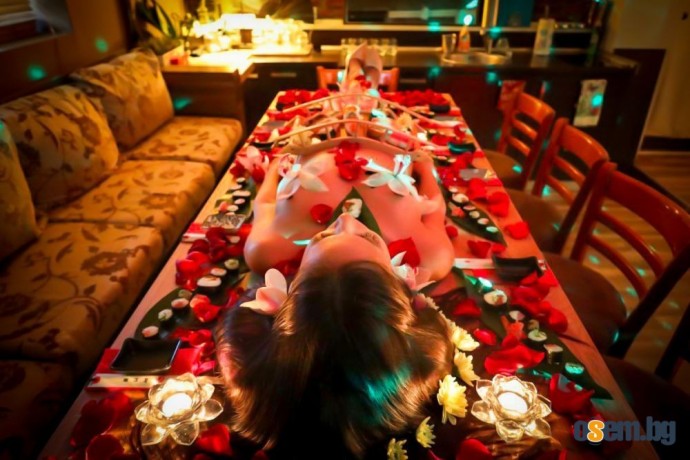 Голо Суши за Ергенско Парти в София – VIP Nyotaimori Шоу с Луксозна Ор...