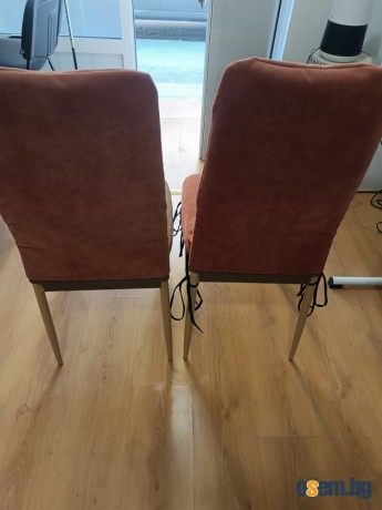 Продавам посетителски/ трапезни столове с луксозни калъфи